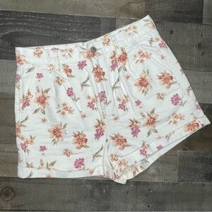 American Eagle Floral Denim Mom Short size 8